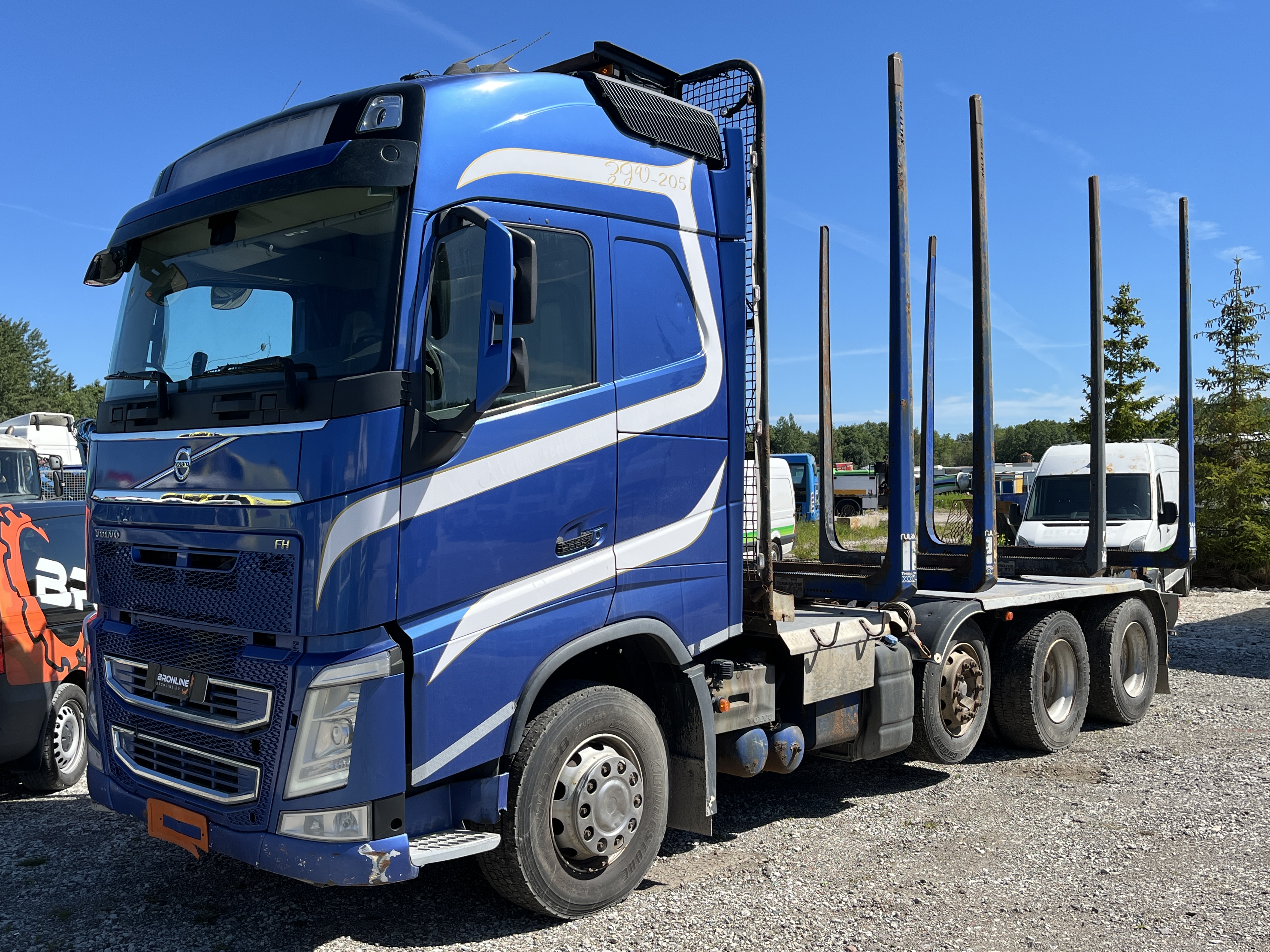 VOLVO FH 540 8X4 Timber