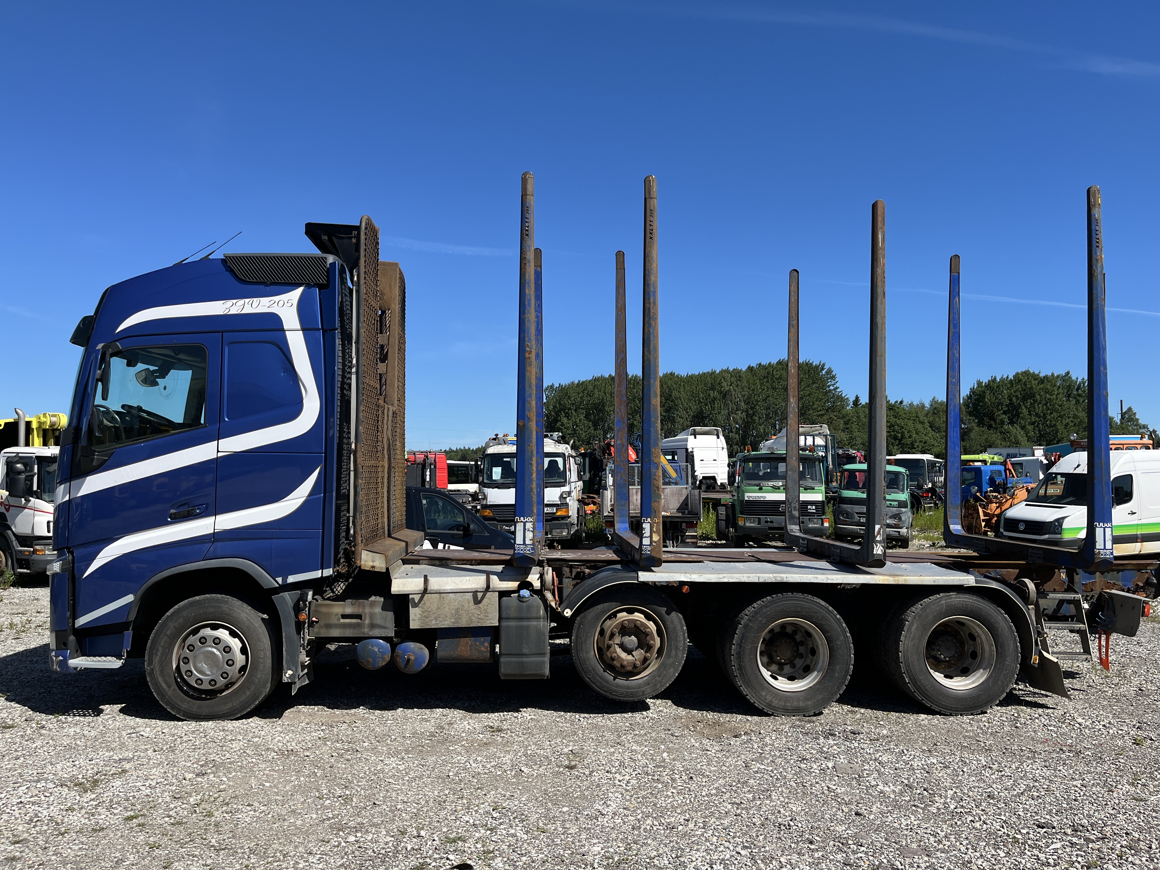 VOLVO FH 540 8X4 Timber