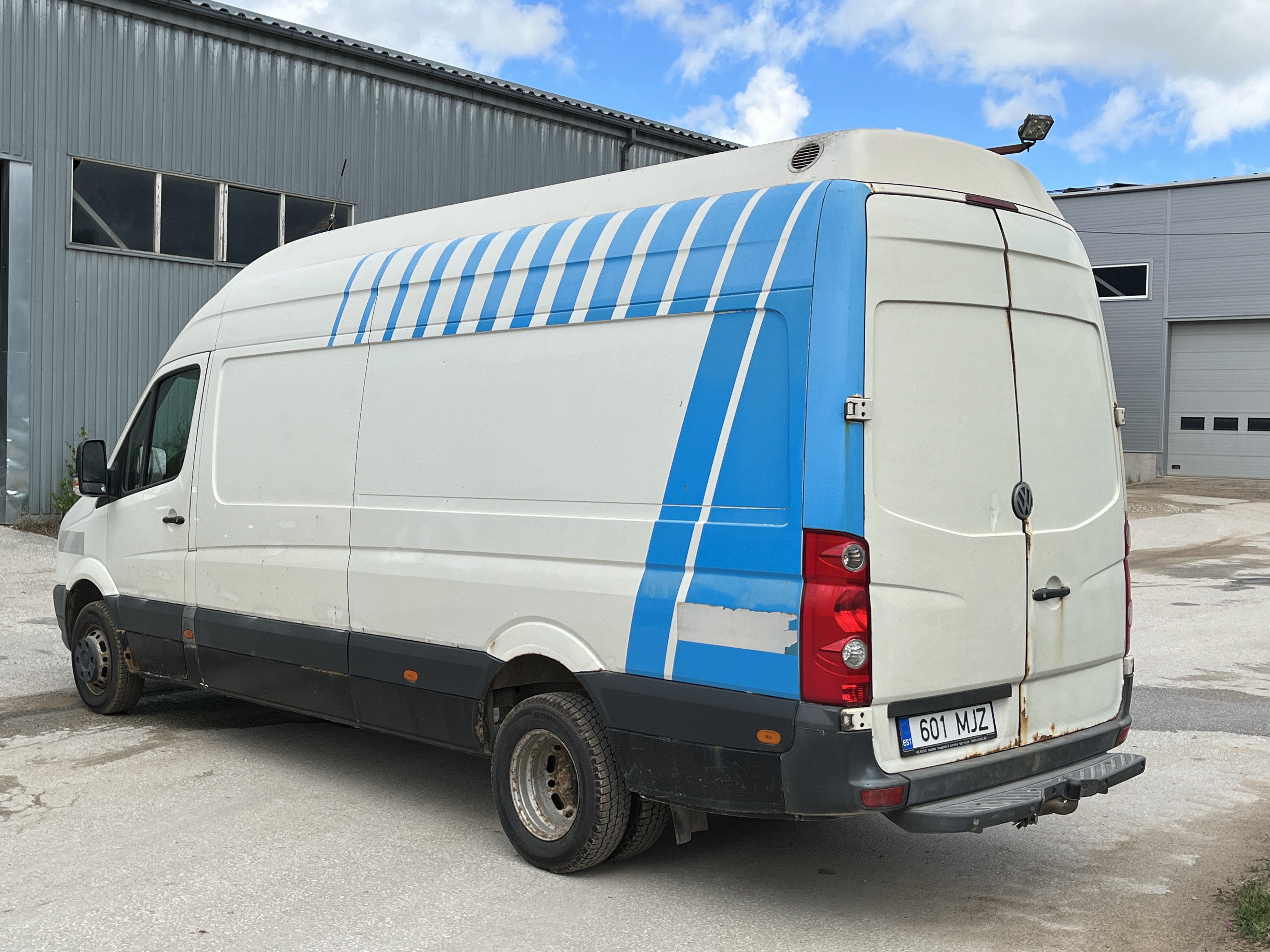 VOLKSWAGEN CRAFTER