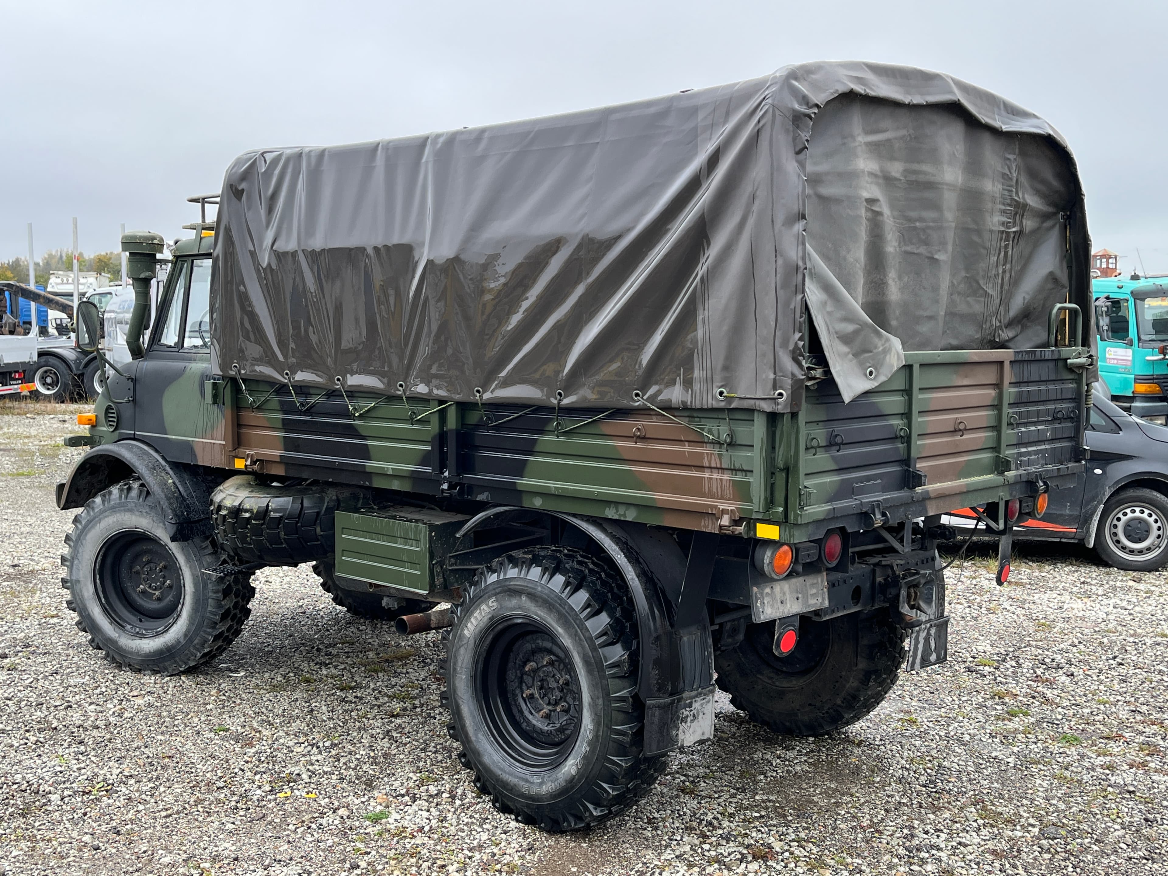 MERCEDES-BENZ UNIMOG 416