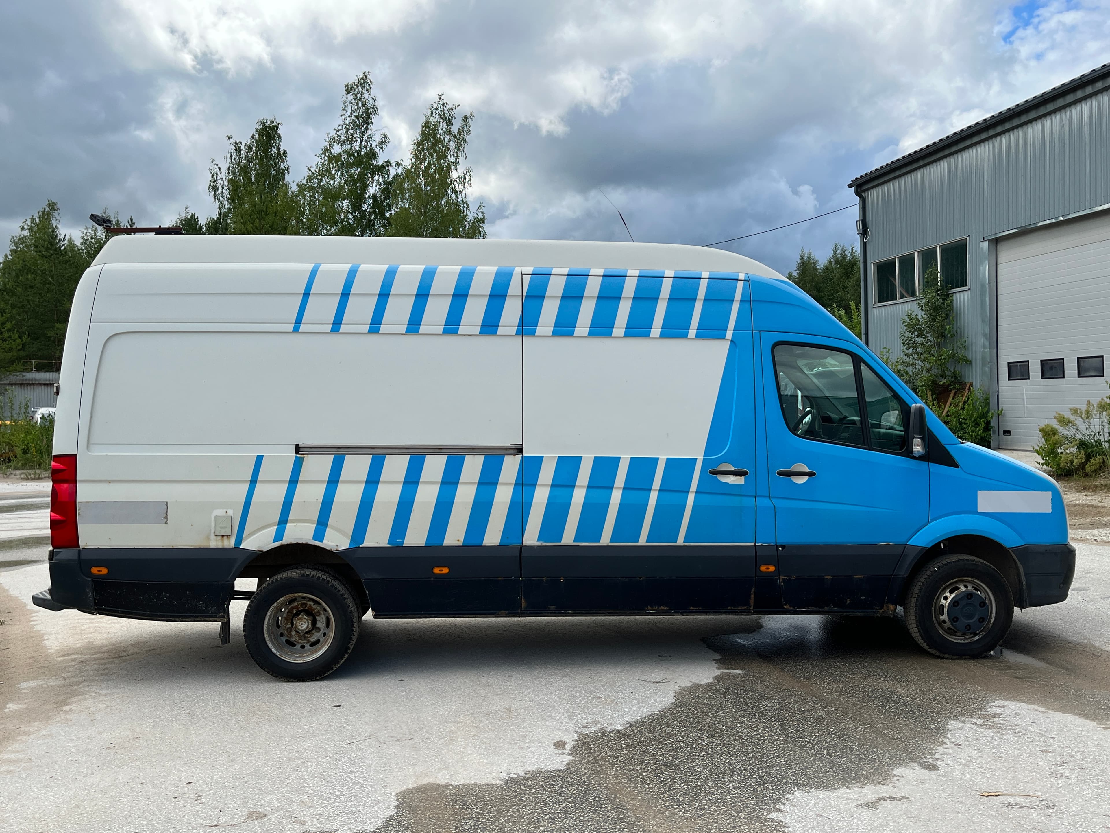 VOLKSWAGEN CRAFTER