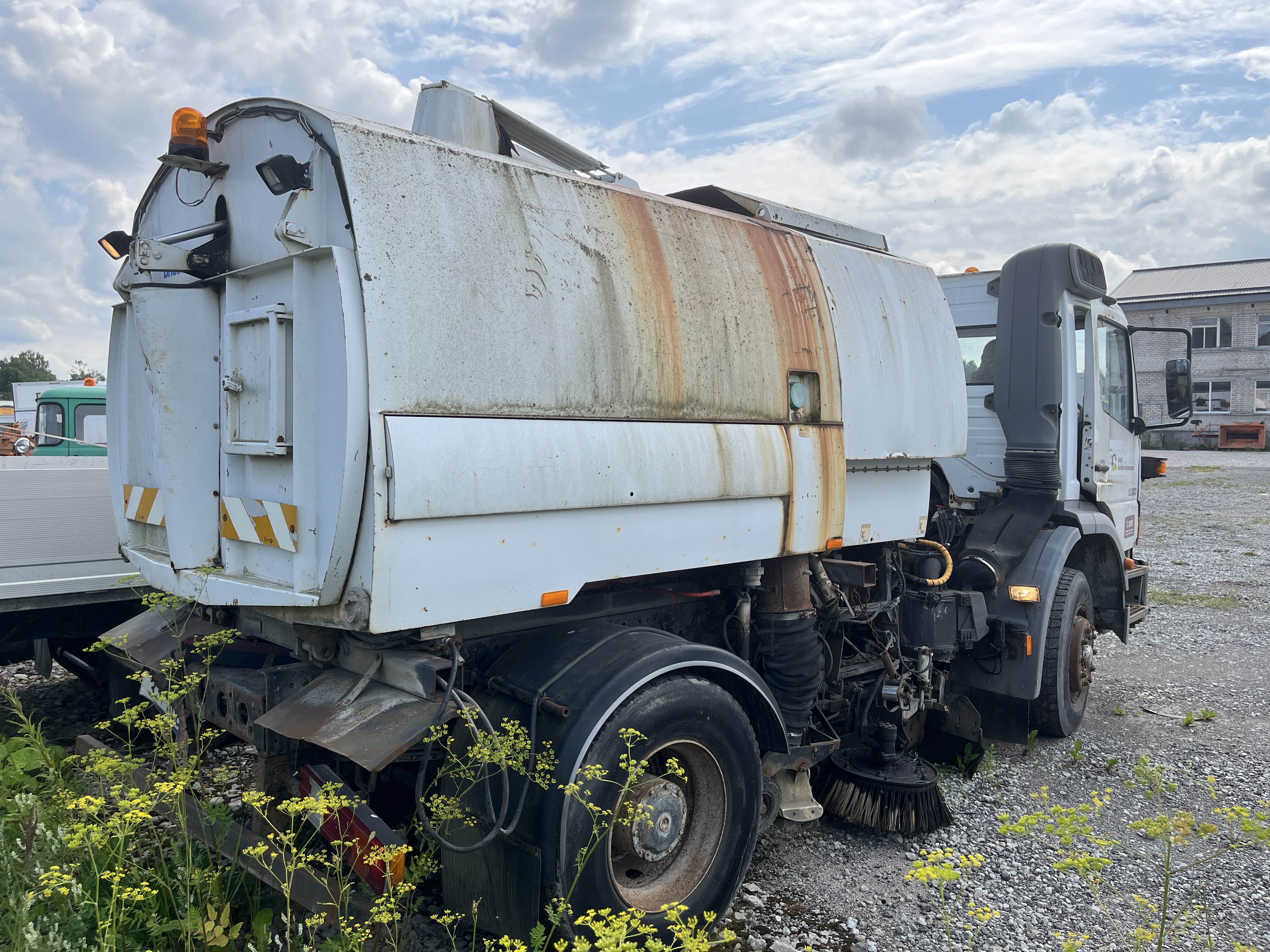 MERCEDES-BENZ ATEGO 1823K