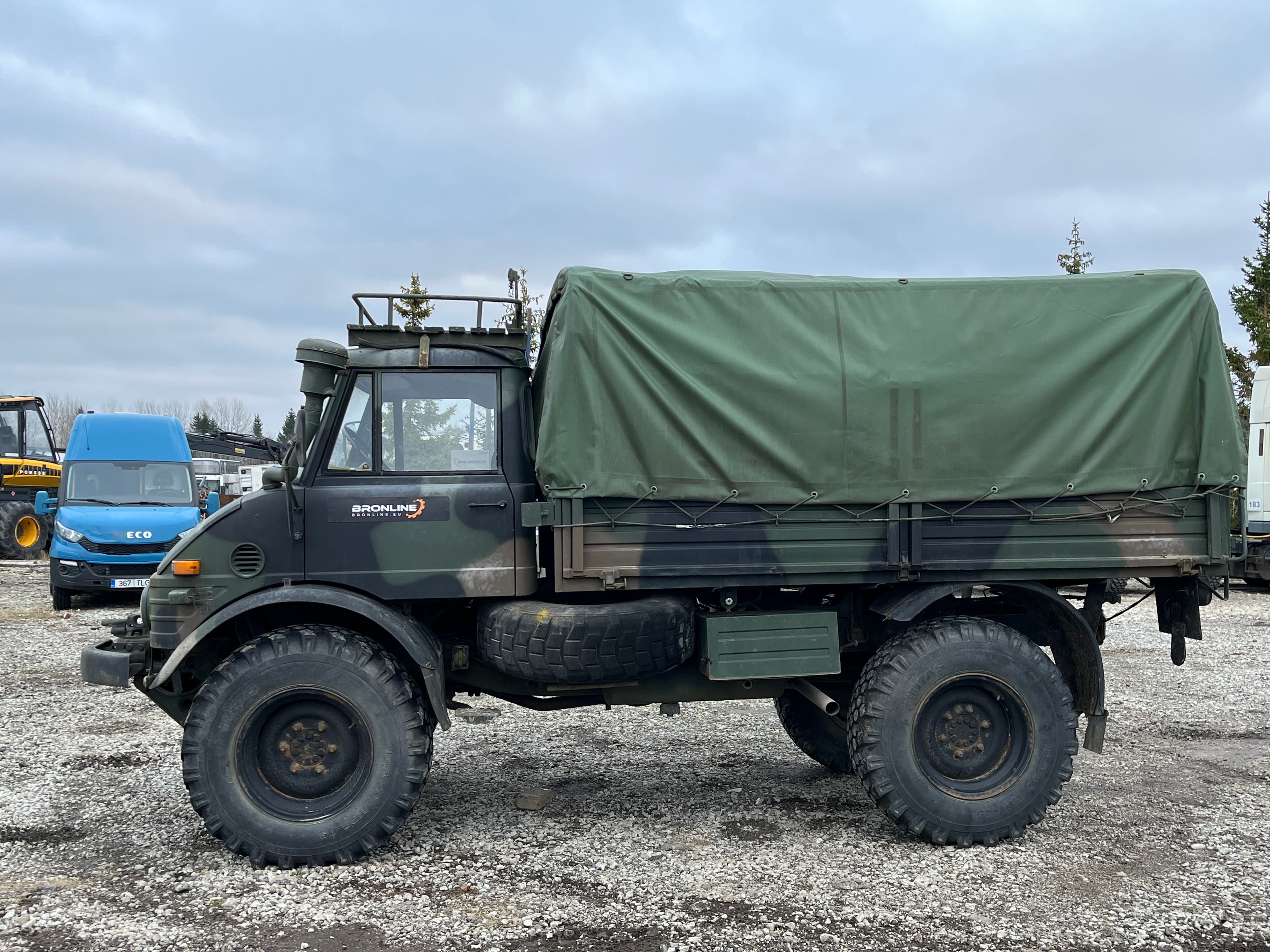 MERCEDES-BENZ UNIMOG 416